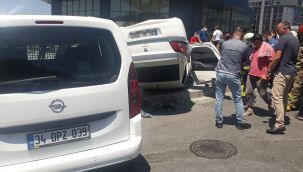 Kaza yapan otomobilde sıkışan sürücü itfaiye ekipleri tarafından kurtarıldı