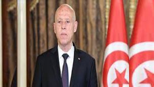 Tunus'ta Cumhurbaşkanı askerlerle birlikte darbe yaptı