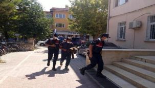 Kaçak kazı yapan 3 kişi yakalandı