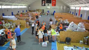 Marmaris'te yardım toplama merkezi kuruldu