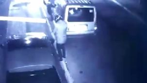 Sancaktepe'de otomobili kundakladı