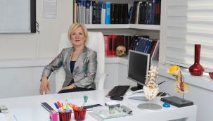 'Bel fıtığı ameliyatı sonrası bacak ağrınız uzun süre devam ediyorsa ameliyat hatası değildir'