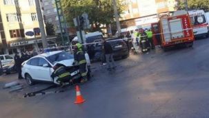 Konya'da otomobiller birbirine girdi