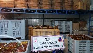İZMİR'DE BANDROLSÜZ İÇKİ OPERASYONU