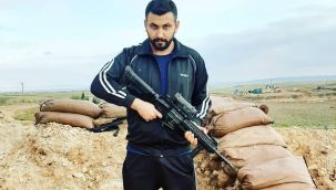 SALDIRGAN ARKA SOKAKLARDAN SİLAH BEĞENMİŞ