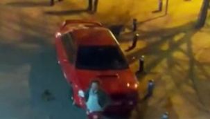Hesabı ödemeyen müşteriye sokak ortasında dayak
