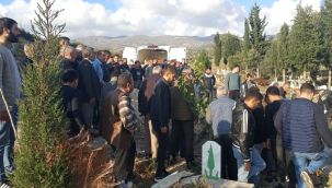 KAZADA ÖLEN 3 KİŞİ KİRAZ İLÇESİNE DEFNEDİLDİ