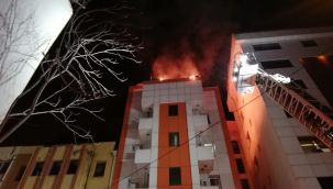 5 KATLI OTELDE YANGIN PANİĞİ