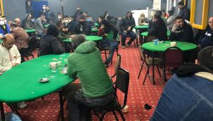 BORNOVA'DA DERNEK BİNASINA KUMAR BASKINI