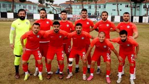 Çeşme Belediyespor 15 puanla lider