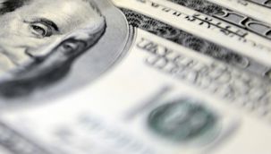 Dolar 15,79 seviyesinde