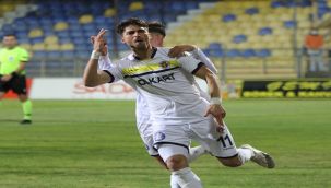 MENEMENSPOR'UN GOL YÜKÜNÜ SAGAT ÇEKİYOR