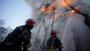 Kiev'de 3 farklı sivil yerleşim alanı vuruldu