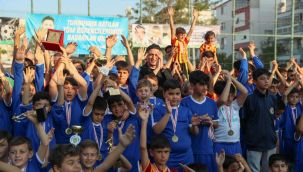 Futbol şöleninde kazanan spor ve centilmenlik oldu