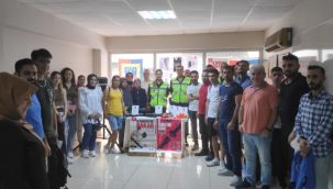 İzmir'de sürücü adaylarına son ders jandarmadan
