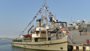 TCG Nusret Müze Gemisi'ne ziyaretçi akını