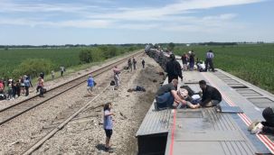 İçerisinde 243 yolcu bulunan tren raydan çıktı