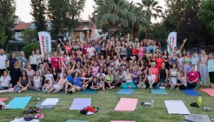 Karşıyaka'da Dünya Yoga Günü buluşması