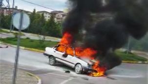 Marmaris yangınını söndürmeye giden sorumlunun aracı alev alev yandı