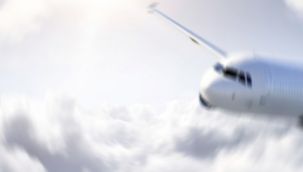 Sefer sırasında uyuyakalan yolcu uçağı pilotları görevden alındı