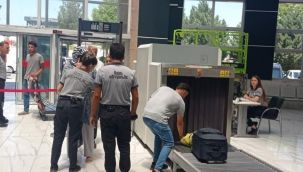 Batman'da peynir bidonuyla silah ve uyuşturucu sevkiyatı