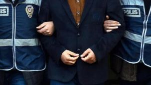 Eski savcı sahte kimlikle yakalandı