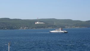 Çanakkale Boğazı adeta otoban gibi