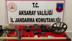 Defineciler kaçak kazıda yaparken suçüstü yakalandı