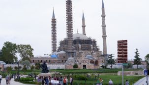 Edirne Selimiye Camii'nde restorasyon çalışmaları sürüyor