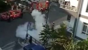 Elektrik direğinden çıkan alevler vatandaşların panik yaşamasına neden oldu