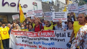 Başkent'te izinsiz gösteriye polis müdahalesi