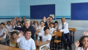 Çeşme'de 6 bin 347 öğrenci ders başı yaptı