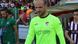 Hakan Canbazoğlu kalesini gole kapattı