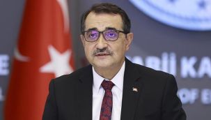 Karadeniz Gaz Sahası için gemi İstanbul Boğazı'nda