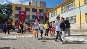 Okul öncesi ile birinci sınıf öğrencileri uyum eğitimlerine başladı