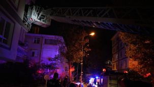 Bıçaklı saldırı sonrası kapıyı kilitleyip gitti