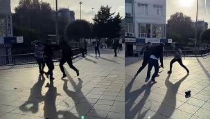 Gençler yabancı uyruklu kişiye kemerle saldırdı