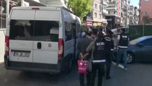 İzmir'de 'Camgöz' ve 'Beldekler' çetelerine operasyon