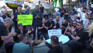 İzmir'de müzisyenler Onur Şener cinayetini protesto etti