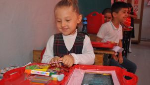 Menderes Belediyesi’nden öğrencilere destek: Her zaman yanınızdayız