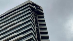 Rezidansta çıkan yangında hasar büyük