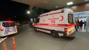 Üzerlerine top gelen 2 grup arasında bıçaklı kavga