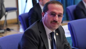 AK Parti İzmir Milletvekili Yaşar Kırkpınar: Devlet yönetmek ciddi bir iştir
