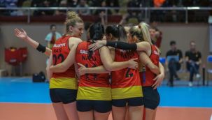 Göztepe Voleybol hız kesmiyor