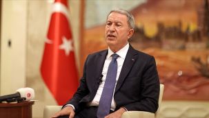 Bakan Akar: Gerektiğinde tek ordu tek güç tek yumruk olmayı biliriz