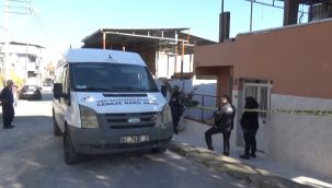 Çocuğun gözü önünde karısını bıçakla öldürdü