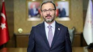 Bakan Kasapoğlu: Türkiye'de yıllardır süregelen eğitim mi spor mu ikilemini sona erdirdik