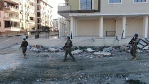Komandolar Hatay sokaklarında