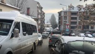 Tunceli’de buzlanma trafiği olumsuz etkiledi