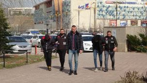 Fiorentinalı futbolcunun burnunu kıran taraftar adliyeye sevk edildi